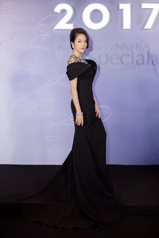 Black Dahlia Gown