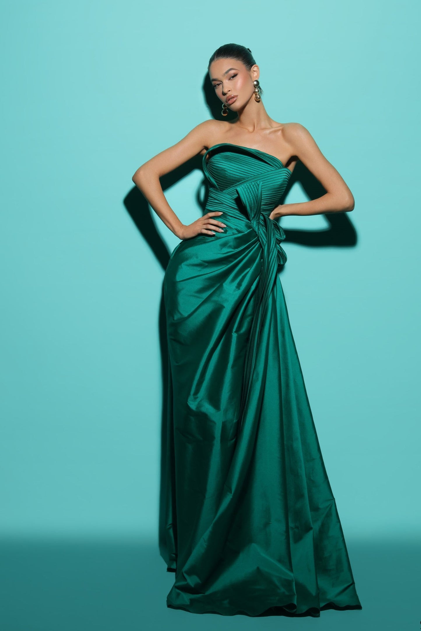 Strapless LOLA Gown
