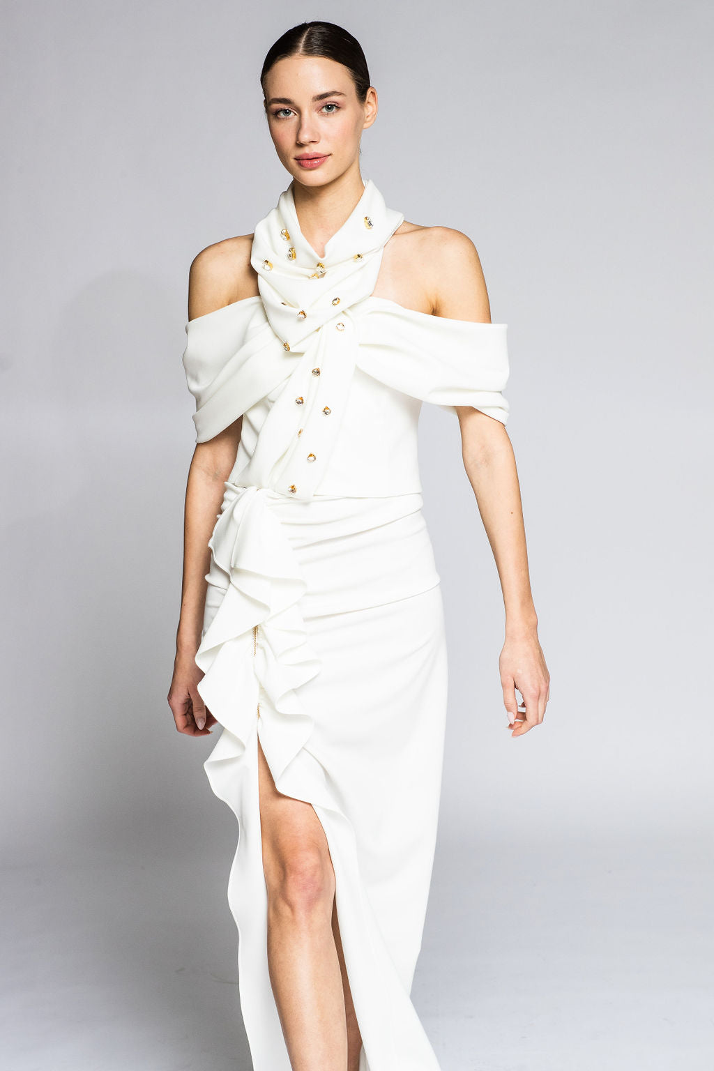 Pausa Gown