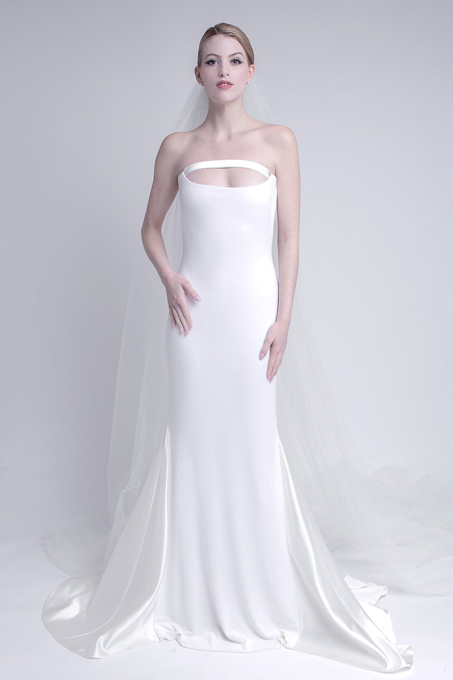 Liskula Gown