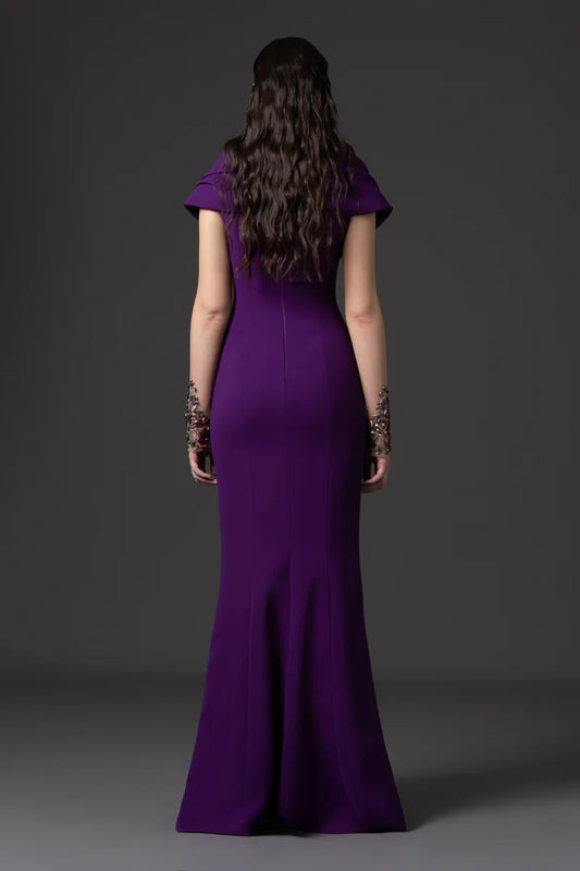 Vestido de crepé estampado con bordados
