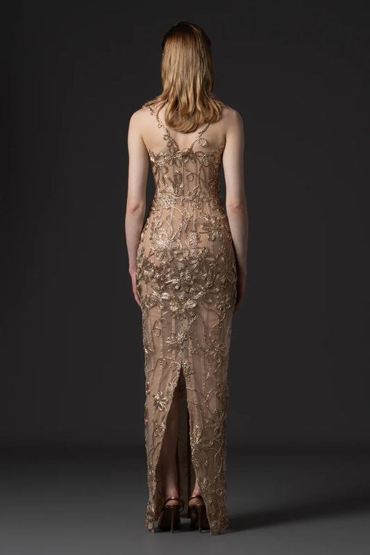 Vestido bordado de rafia