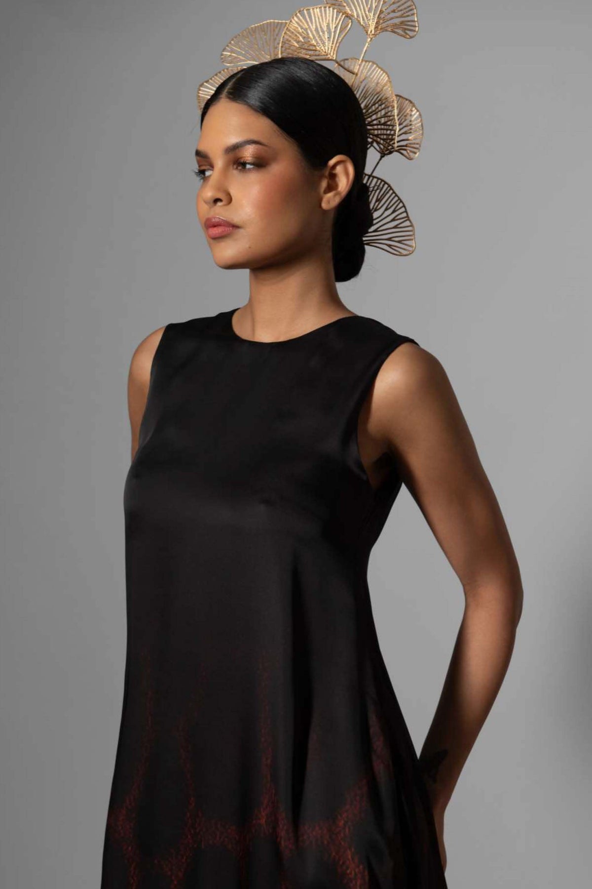 Sleeveless Leopard Gown