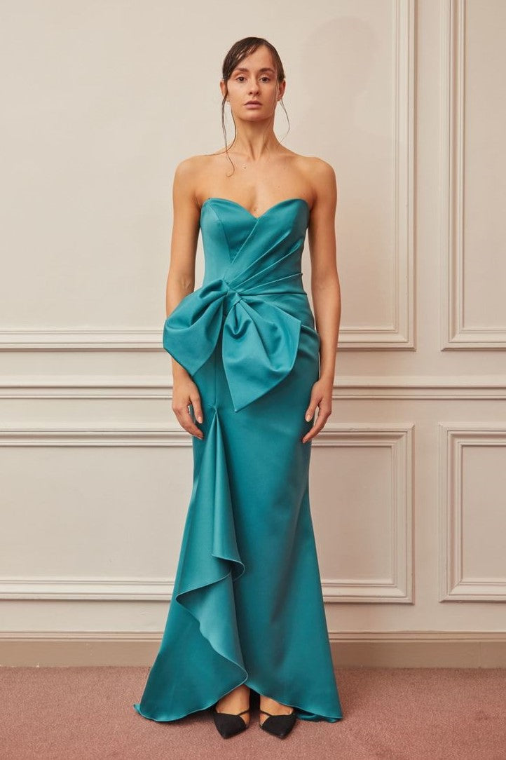 Strapless Sweetheart Neck Gown