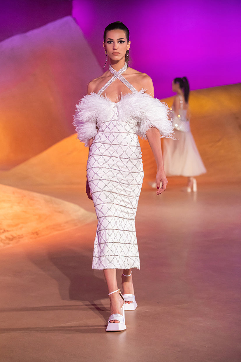 Criss Cross Feather Sheath