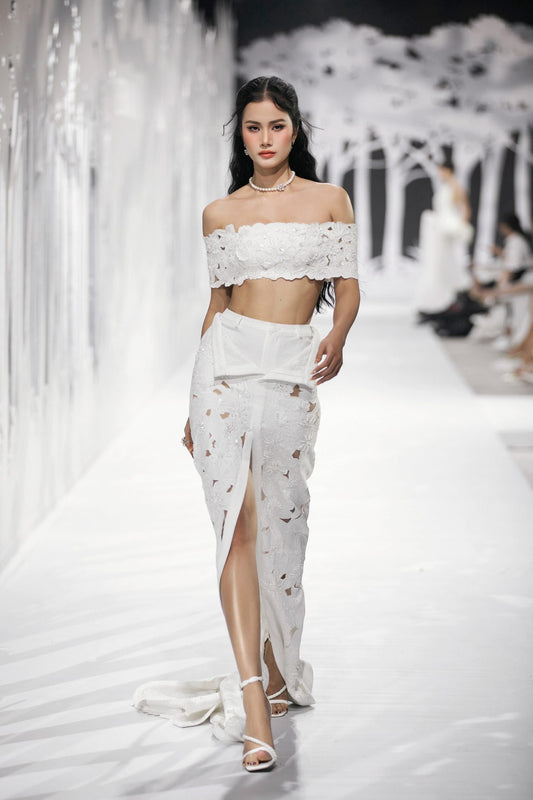 Grecian Laser Cut Set