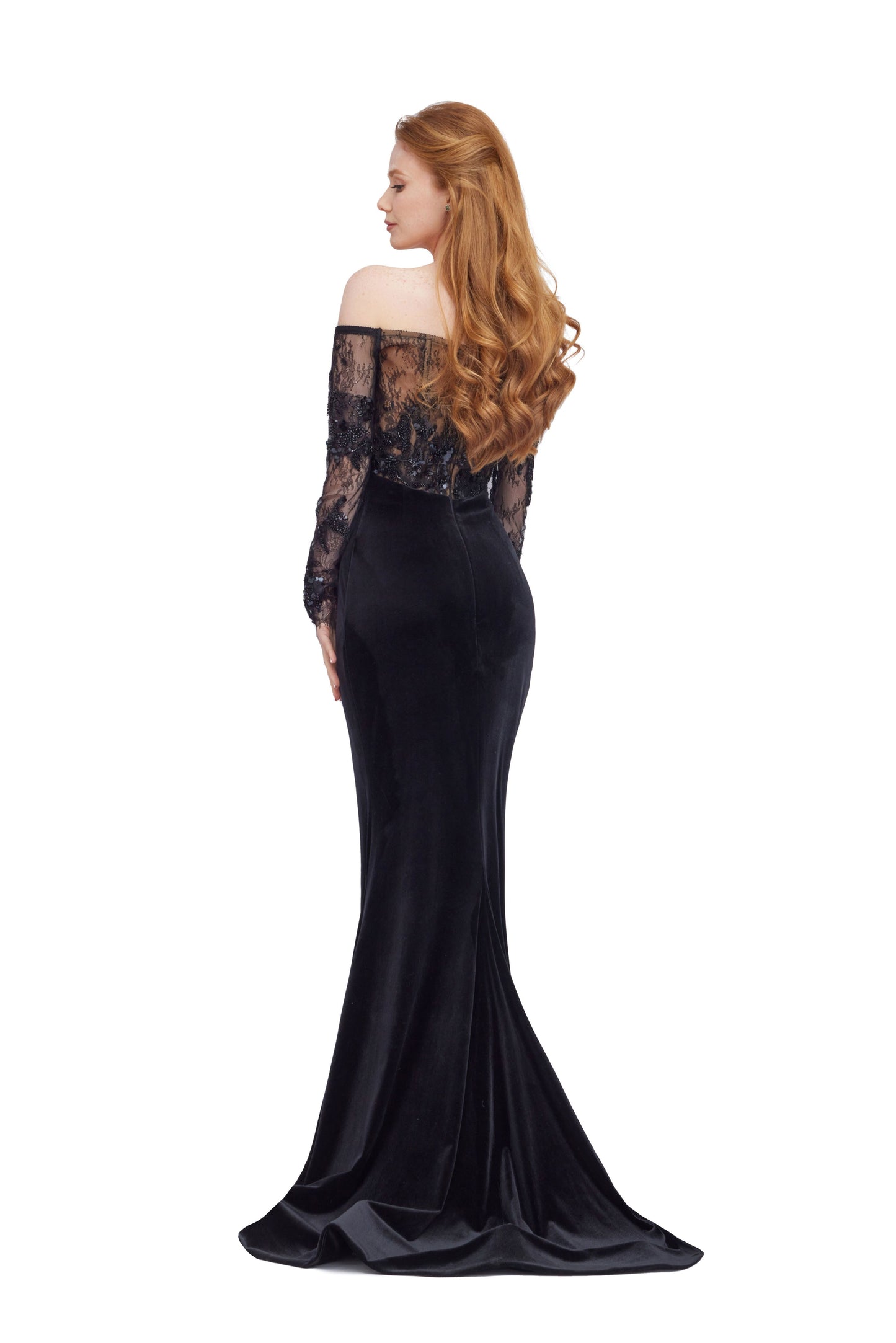 Off-Shoulder Velvet Mermaid Gown