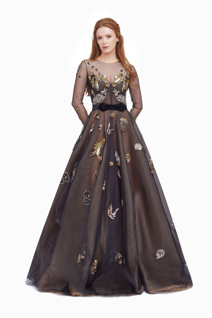 Vestido largo bordado de manga larga