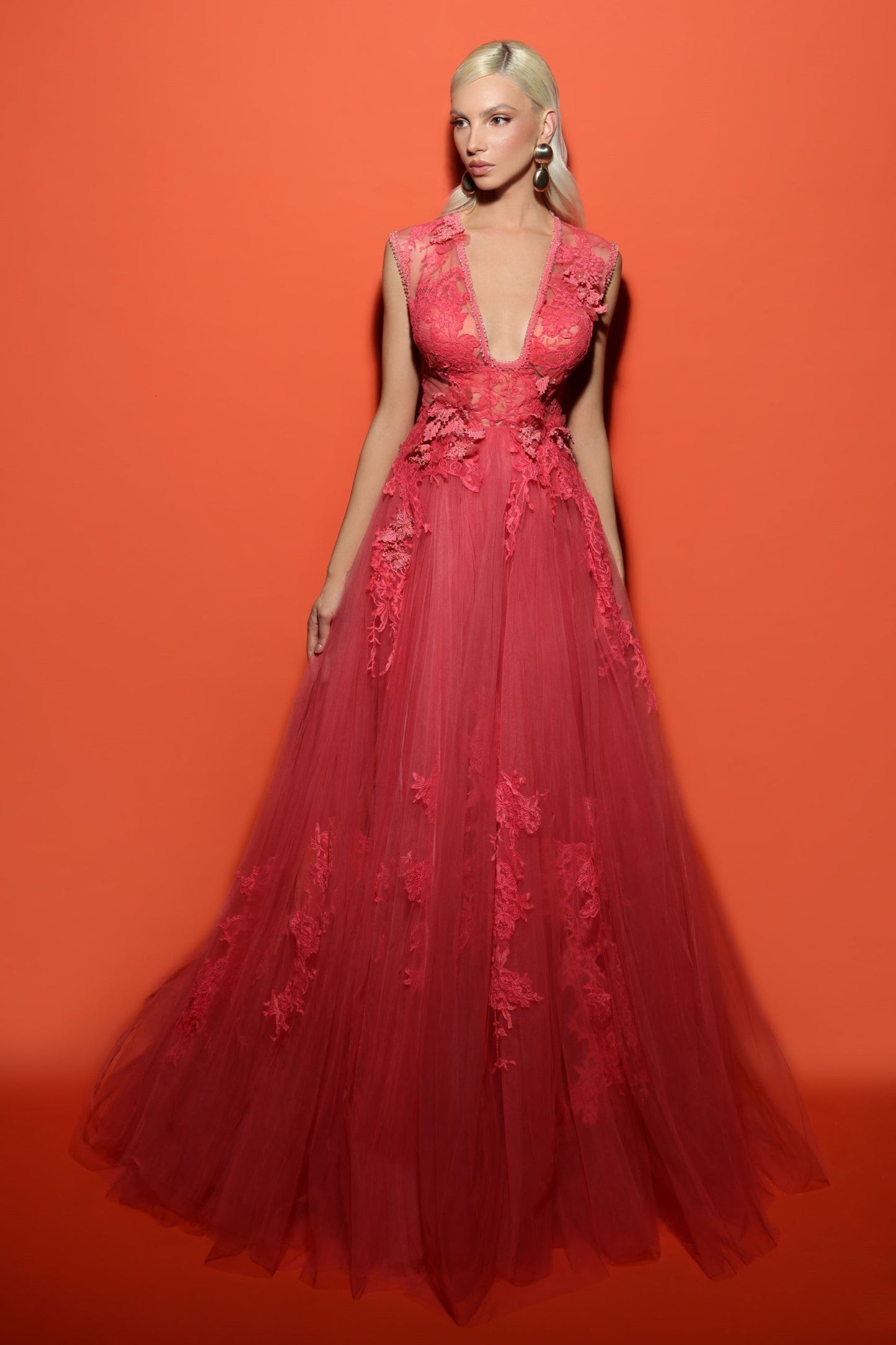 Sleeveless LORI Gown