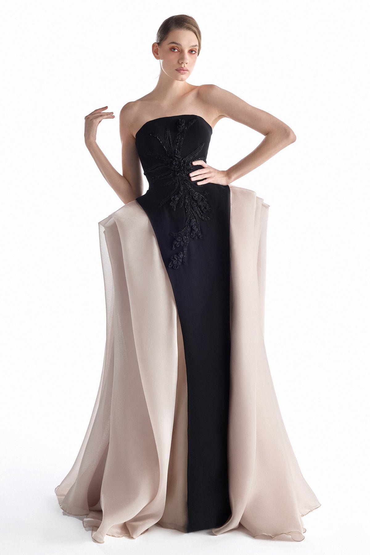 Obsidian Screen Column Gown