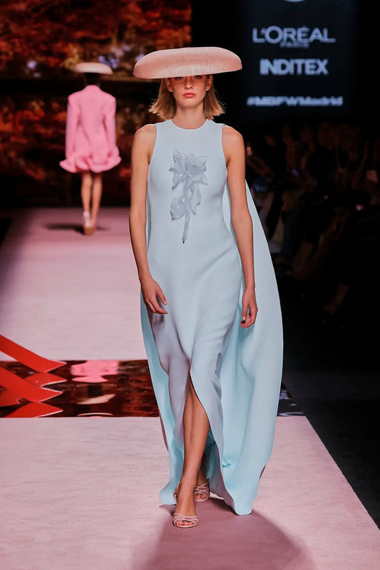 Sleeveless Evoro Gown
