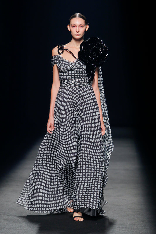 Garaguso Gown