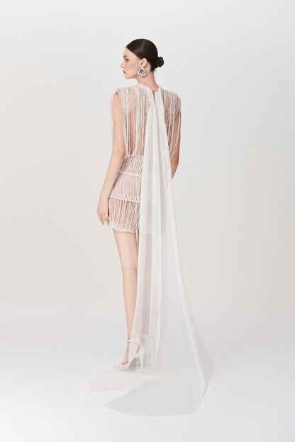 فستان إيفوري جريس القصير