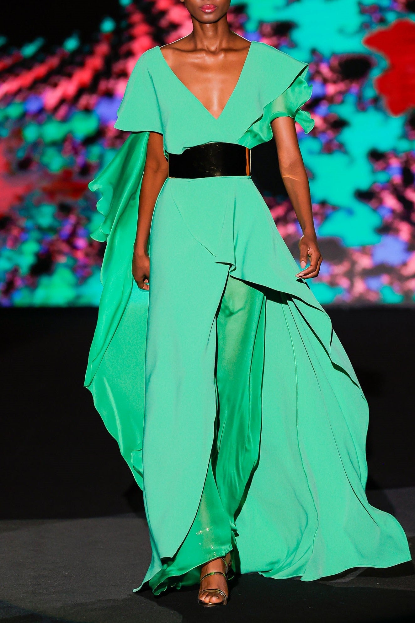 Kapelia Gown