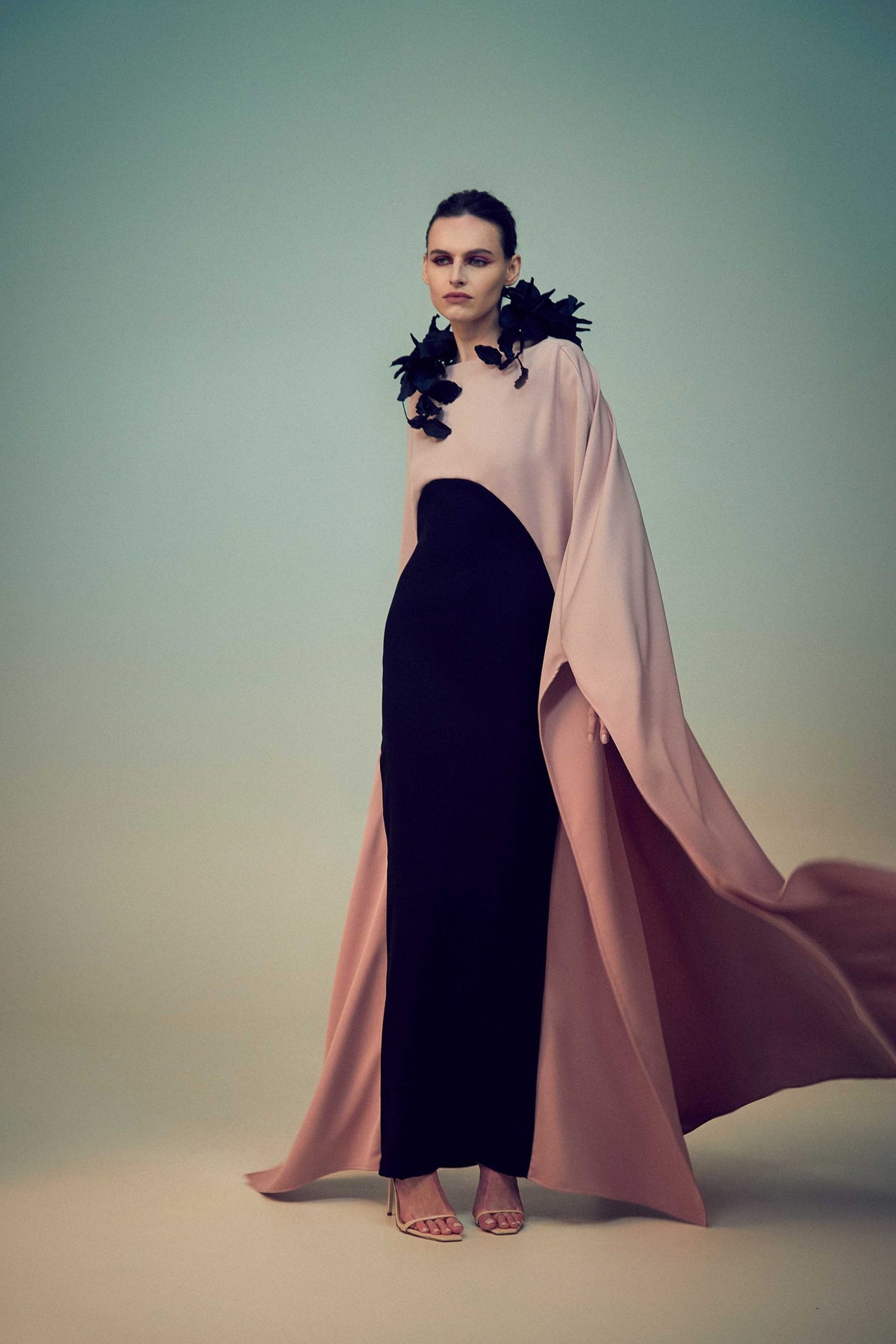 Daisy Bicolor Caftan