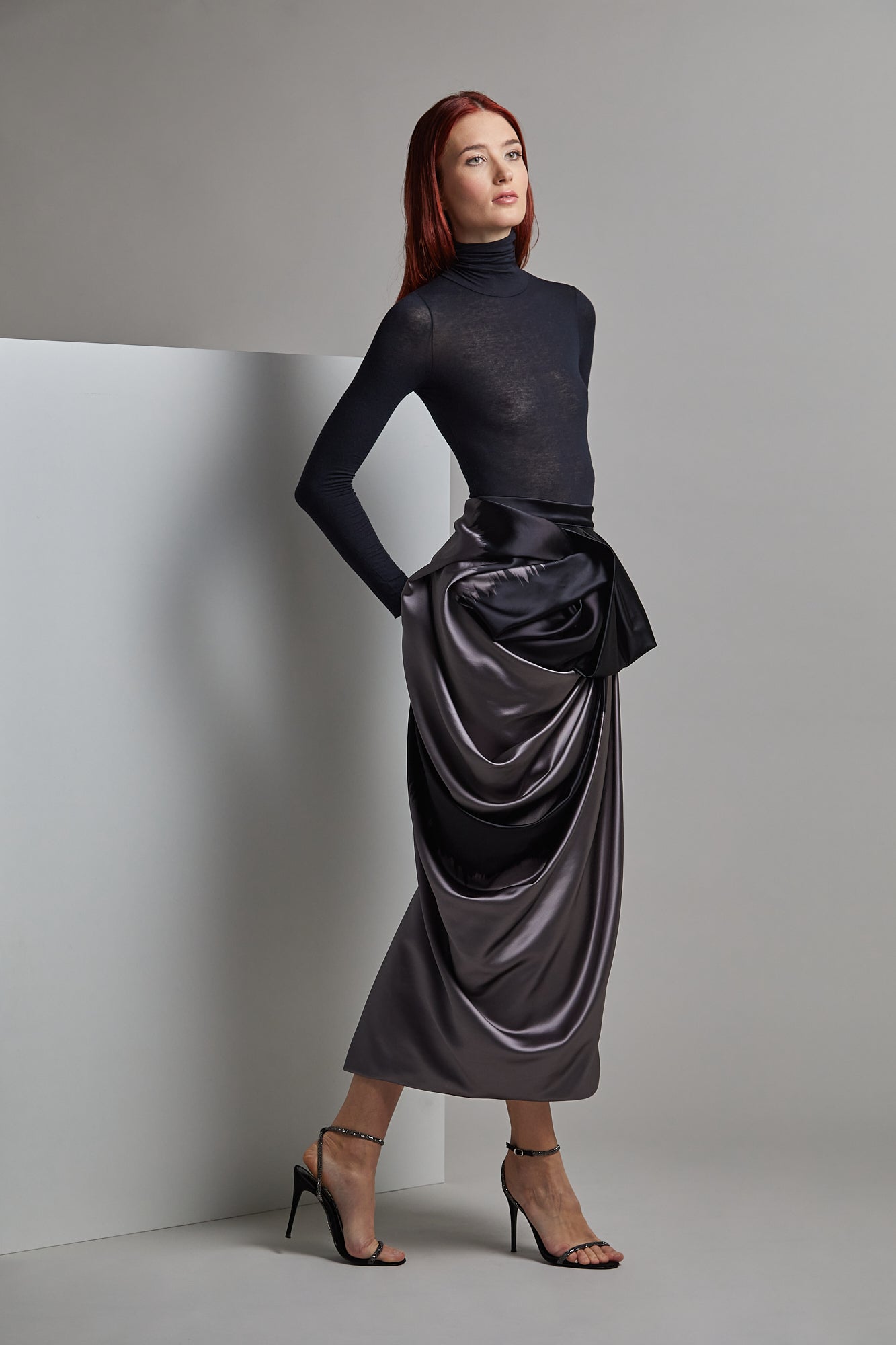 YUTAKA Midi Skirt