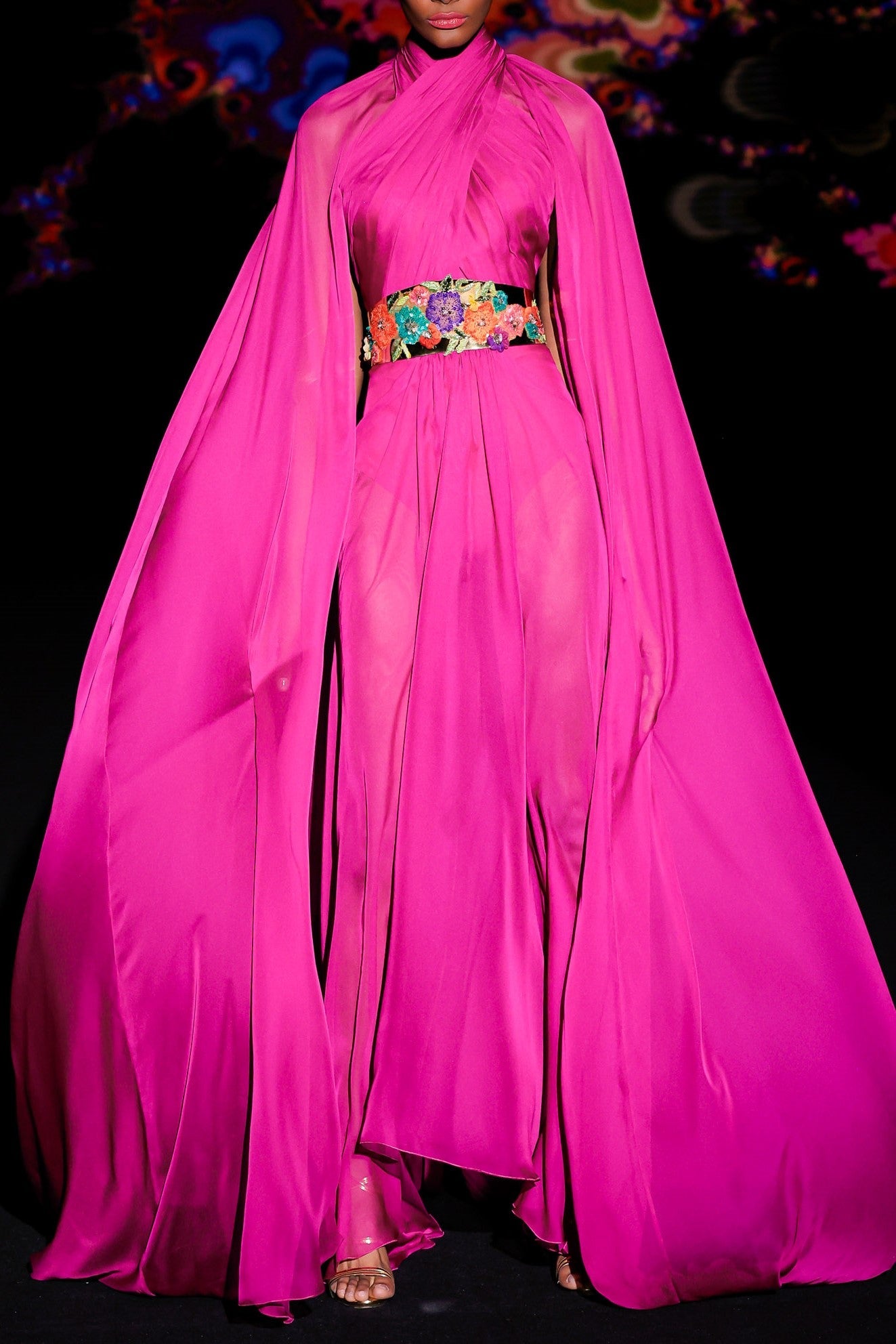 Kamelia Gown