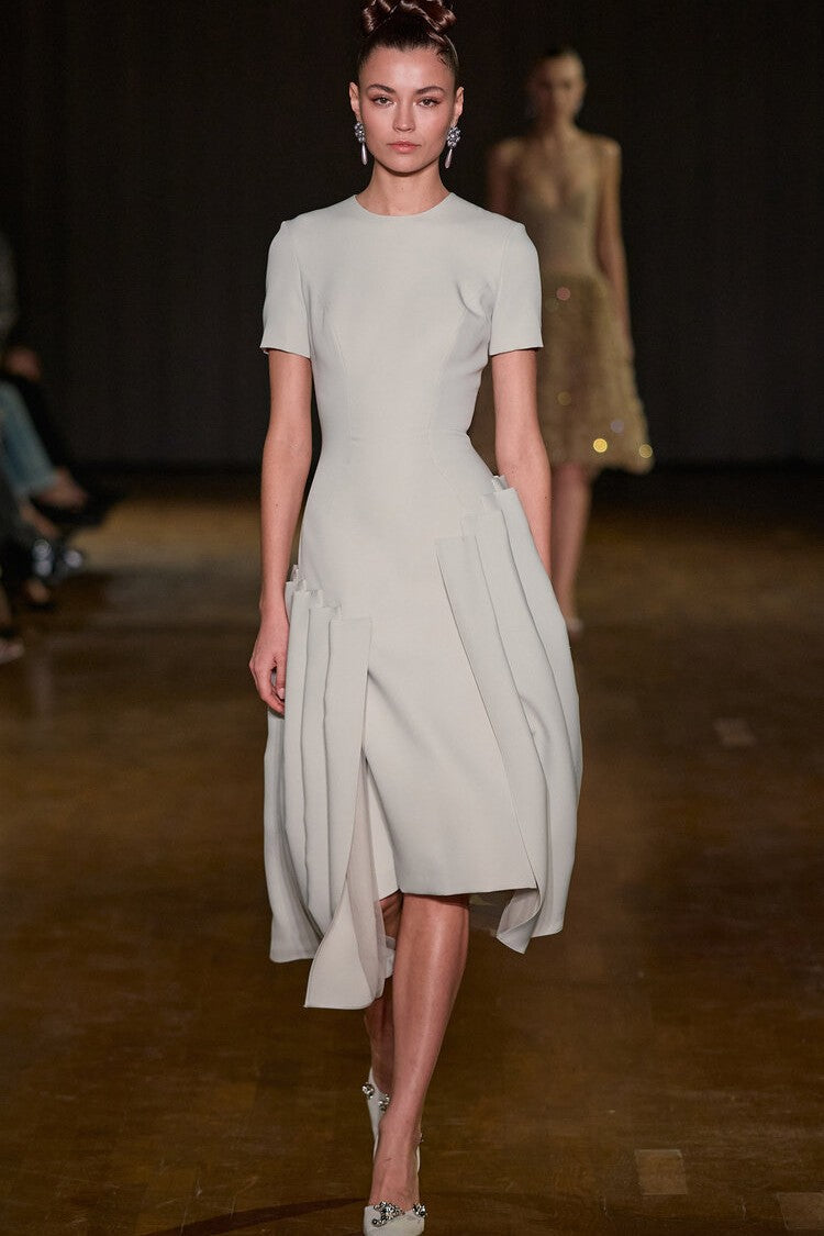 Short Sleeve Pleated Midi Dress