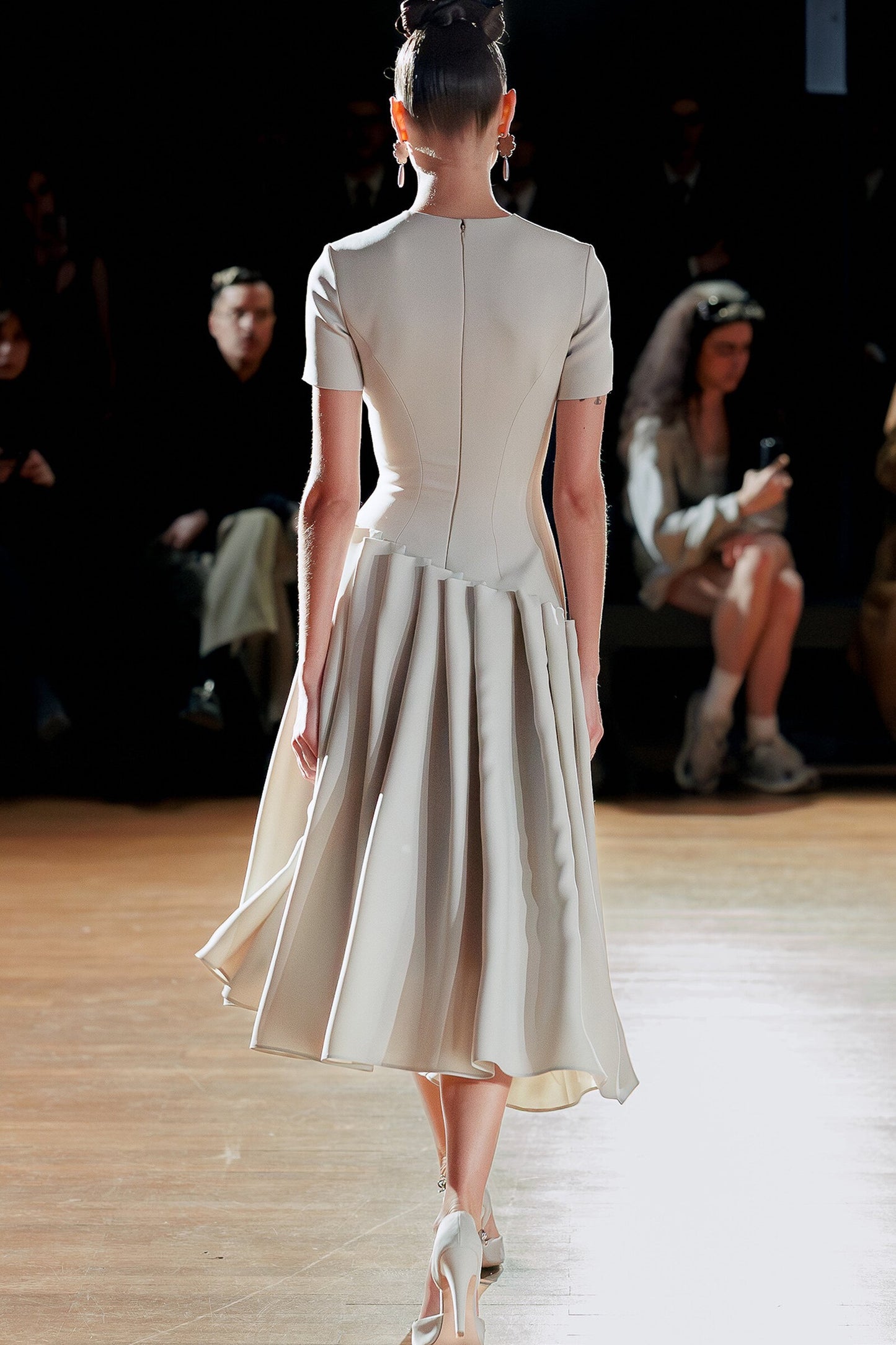 Short Sleeve Pleated Midi Dress