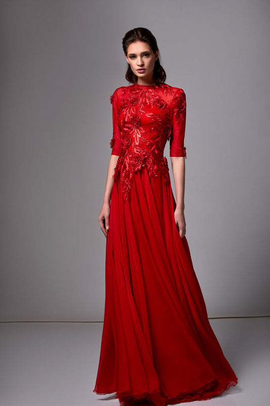 Mousseline Gown with Lace