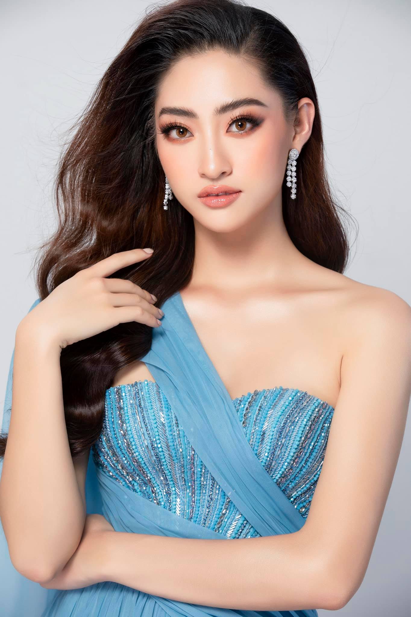 Soaring Doves Gown