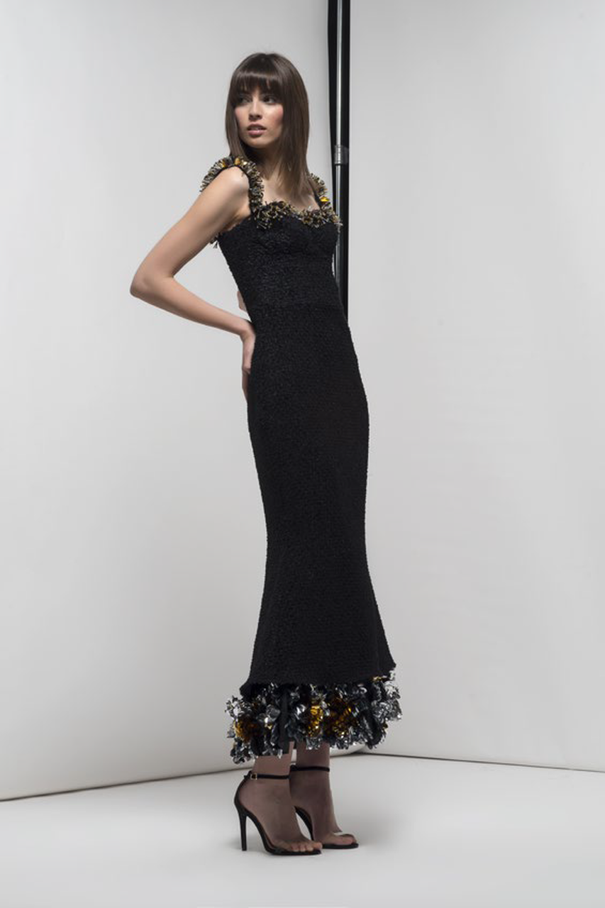 Sleeveless Conetoe Gown