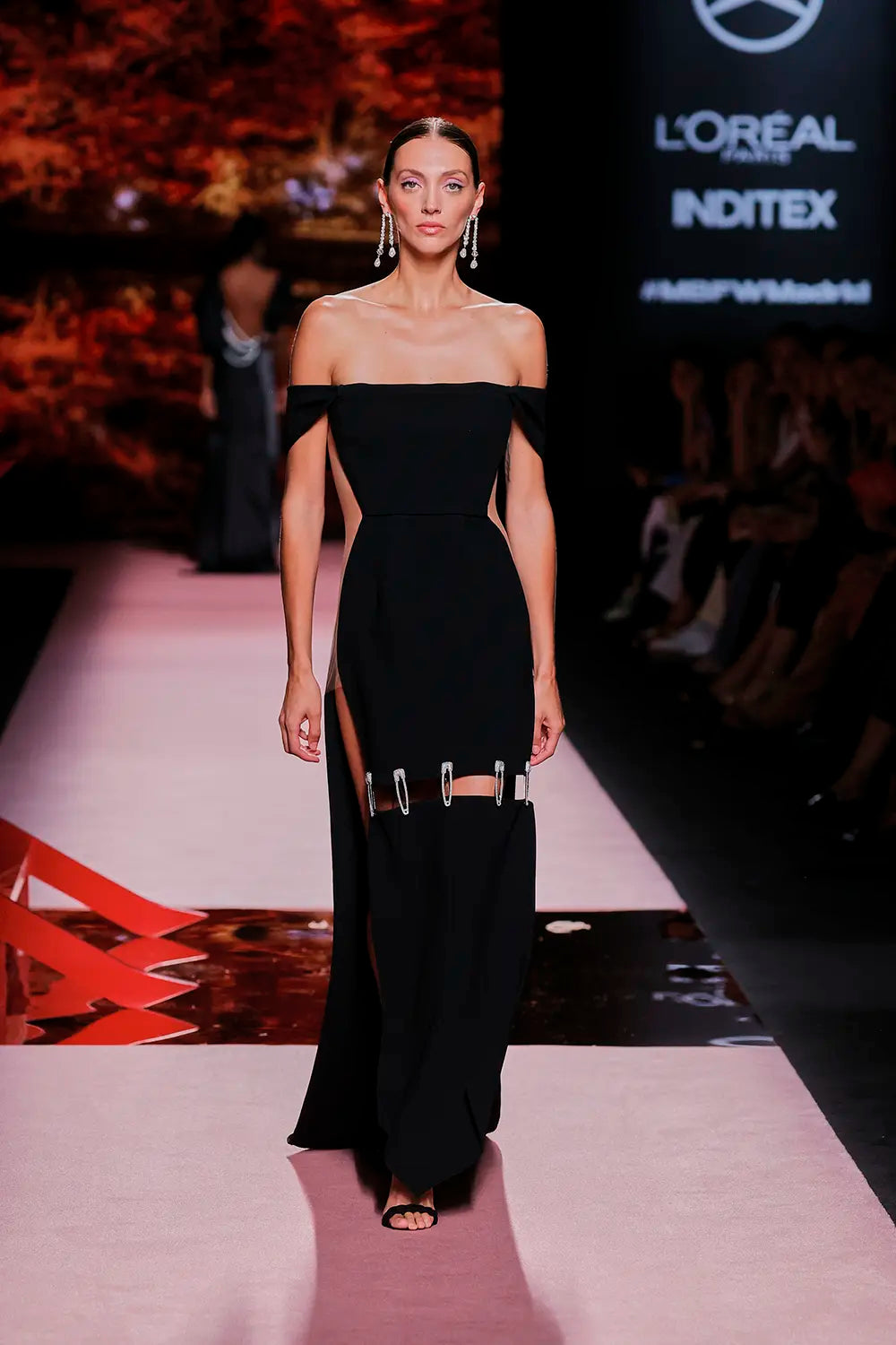 Off-Shoulder Dalda Gown