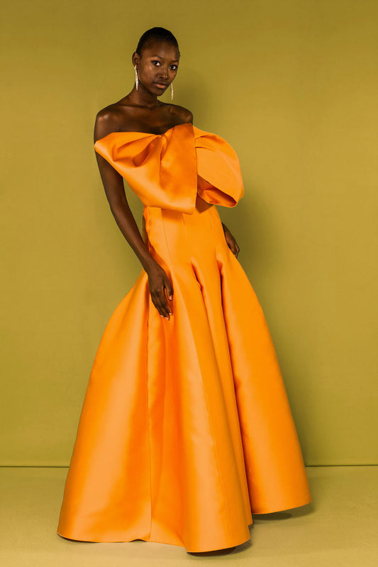 Strapless Inglaterra Gown