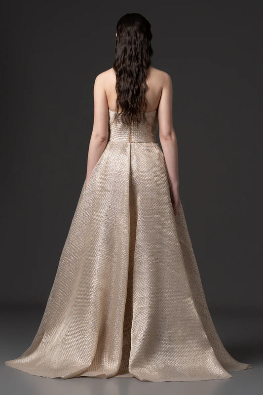 Vestido de noche plisado en jacquard