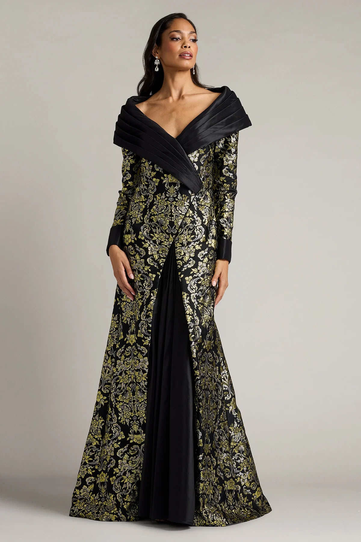 Sorella Collar Gown