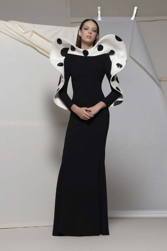 Apiano Sculpted Gown
