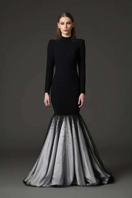 Black Crêpe Embroidered Mermaid Dress‭