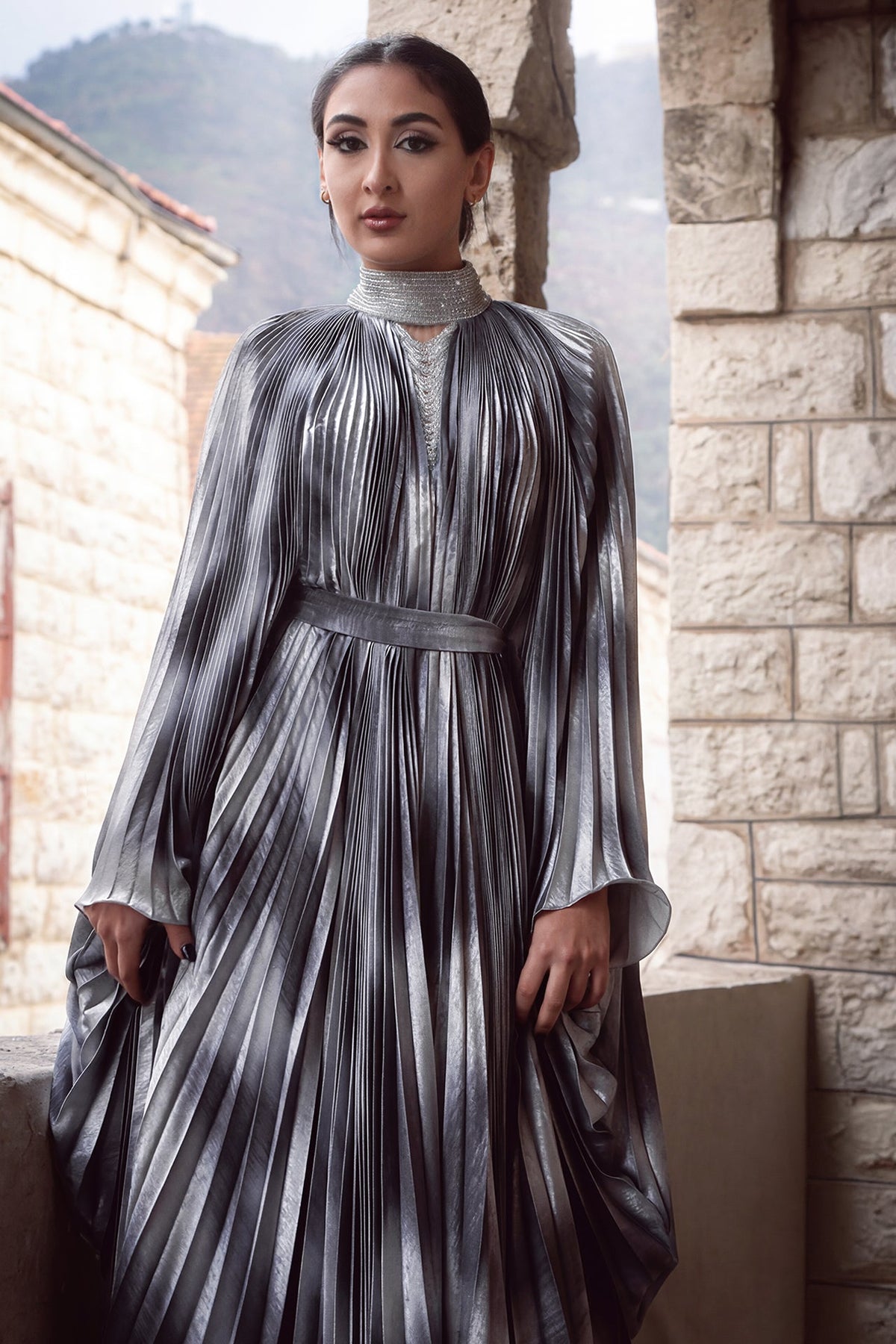 Pleated Draped-Sleeve Kaftan