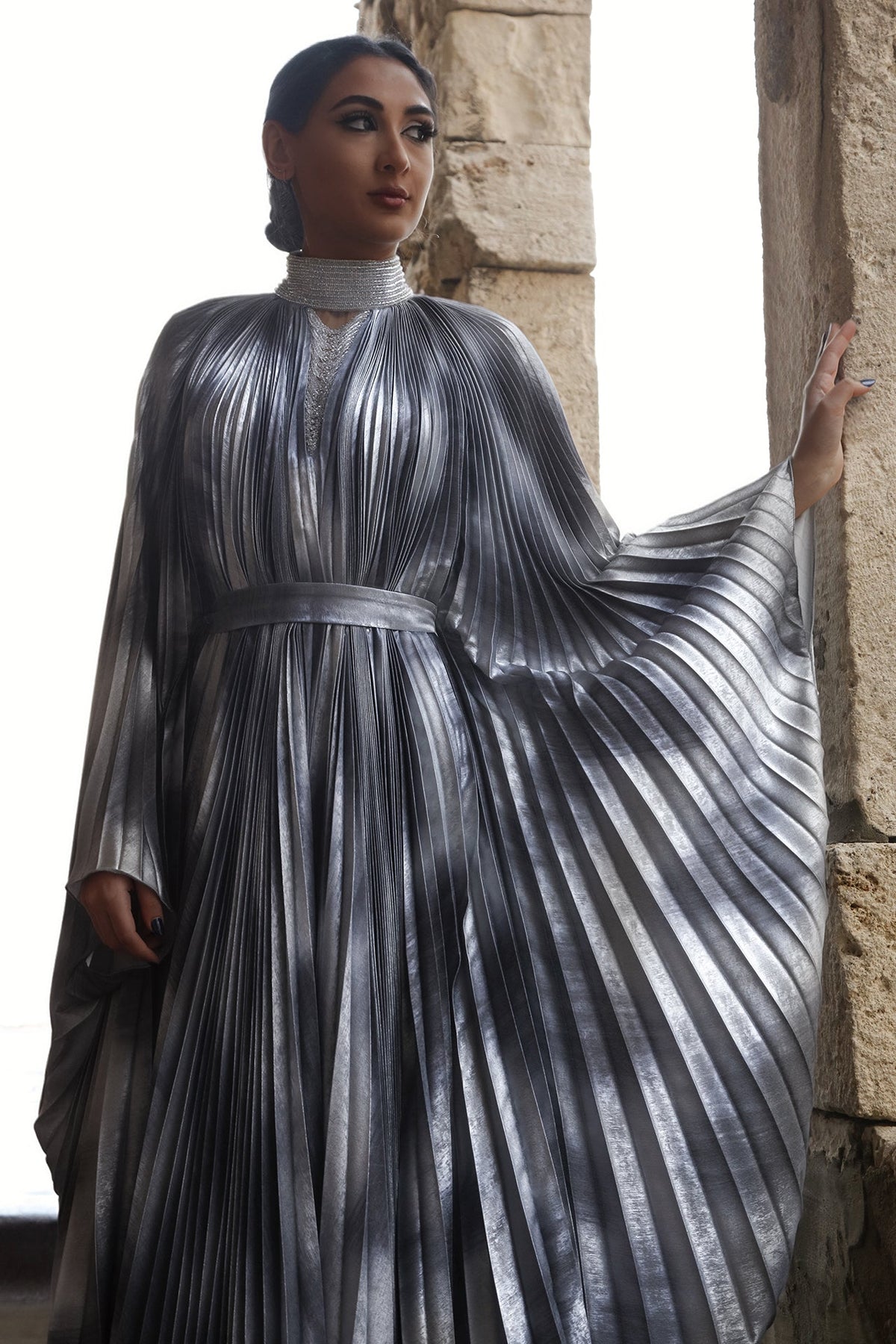 Pleated Draped-Sleeve Kaftan