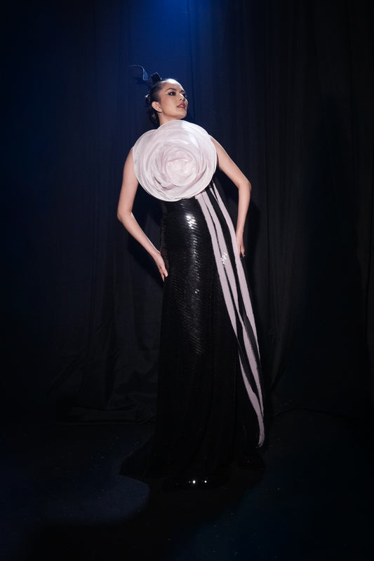 Vestido de rosetones de lentejuelas