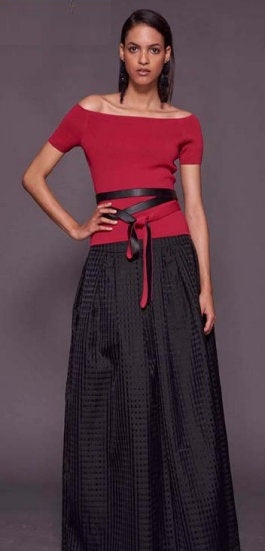 Off the Shoulder Yanelva Gown