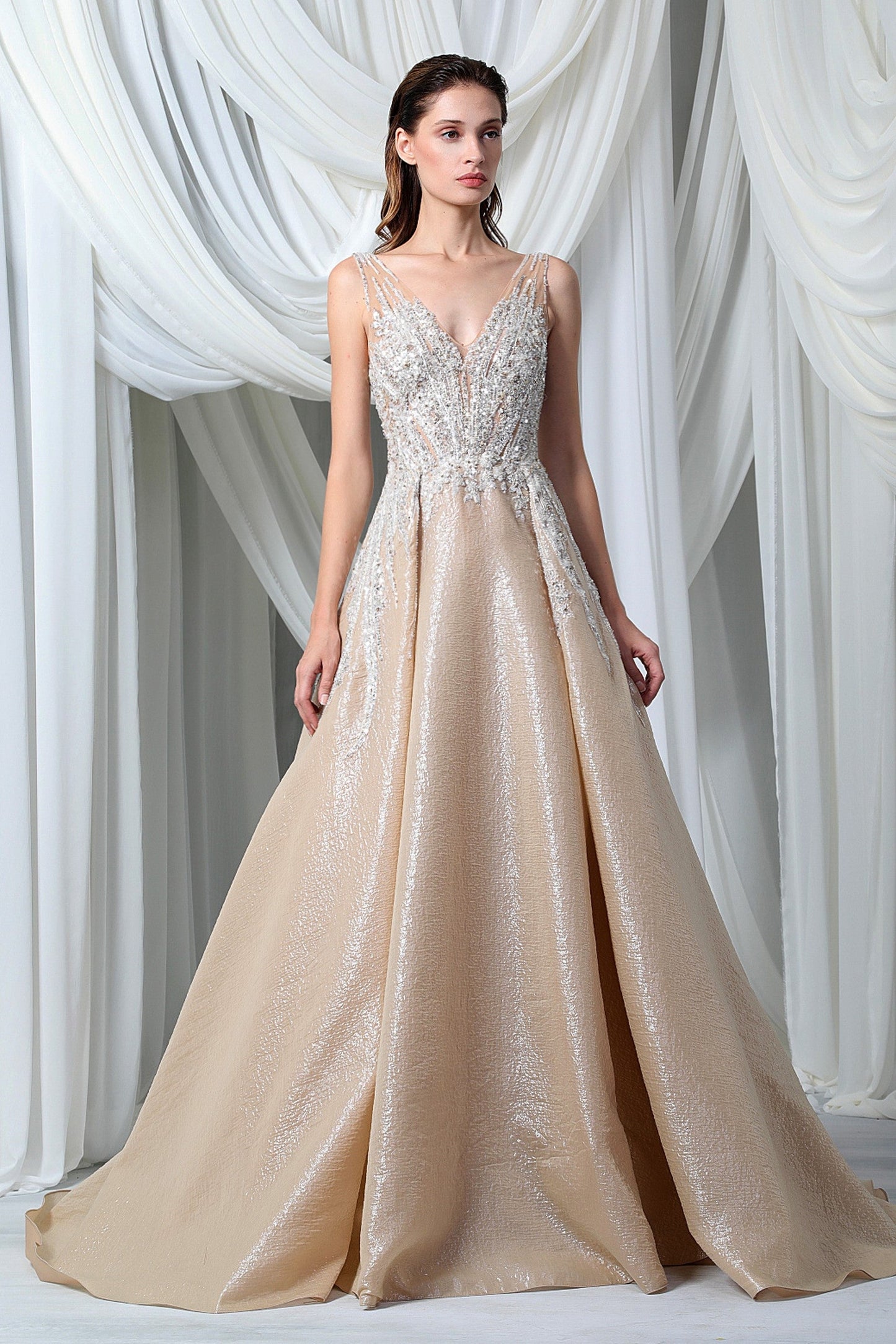 Sleeveless Silk Organza Cloqu?e Gown