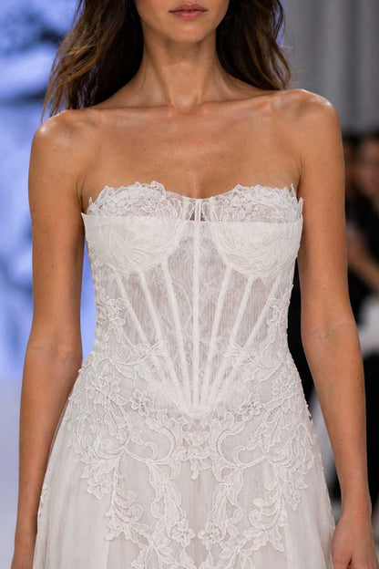 Evia Dress